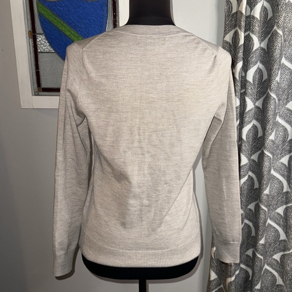 Banana Republic Extra Fine Merino Wool Cardigan Sweater Size XS - Picture 4 of 7